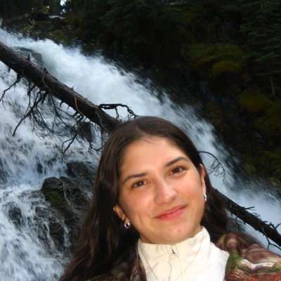 Camila Ramirez headshot